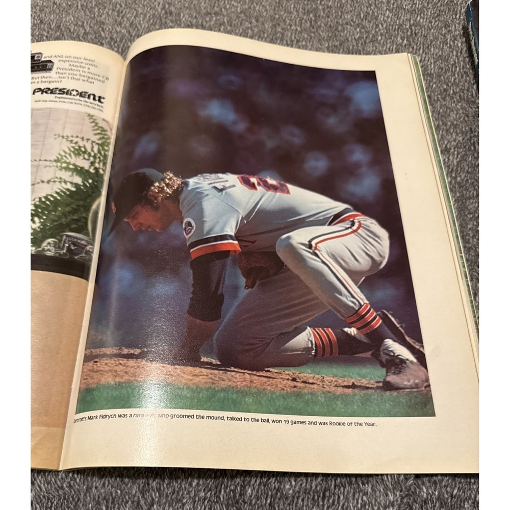 Sports Illustrated A Year In Sports 1977 Special Issue - Picture 4 of 5